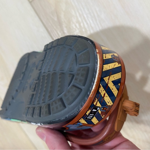 🔥 MATER CROCS CLASSIC CLOGS DISNEY PIXAR CARS SIZE 5M/ 7W Lightly Used - Picture 9 of 10